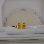 Lucky Angel Bed & Breakfast 4*