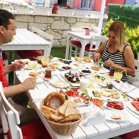 Lucky Angel Bed and Breakfast 3*